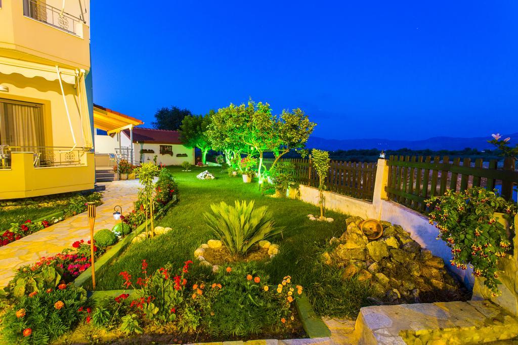 Villa Ikaros Ammoudia Exterior photo